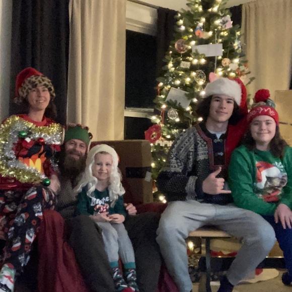 Meet your Posher, Keli - Picture 3 of 7